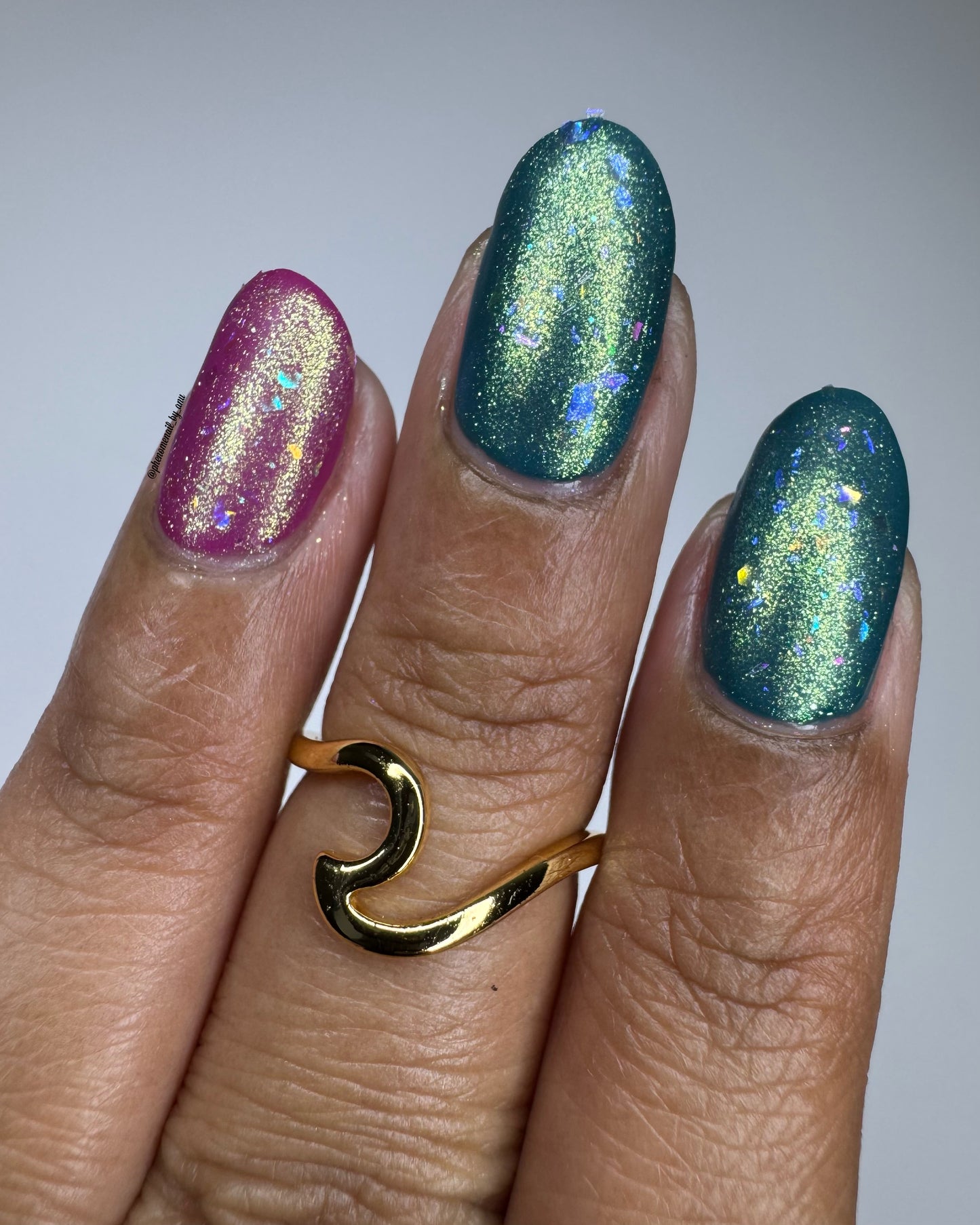 Zoogipon "It Snows" - Small Batch Polishes