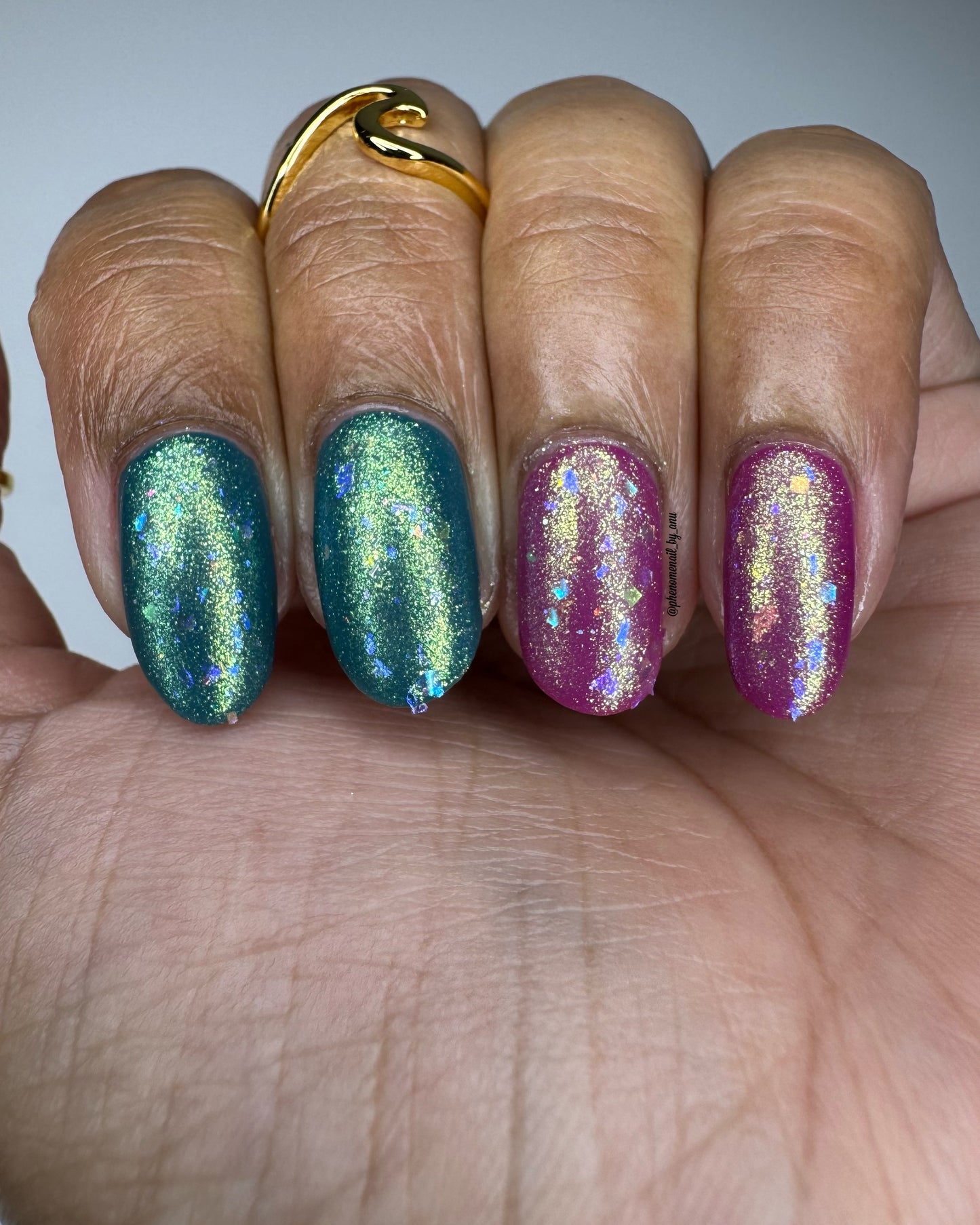 Zoogipon "It Snows" - Small Batch Polishes
